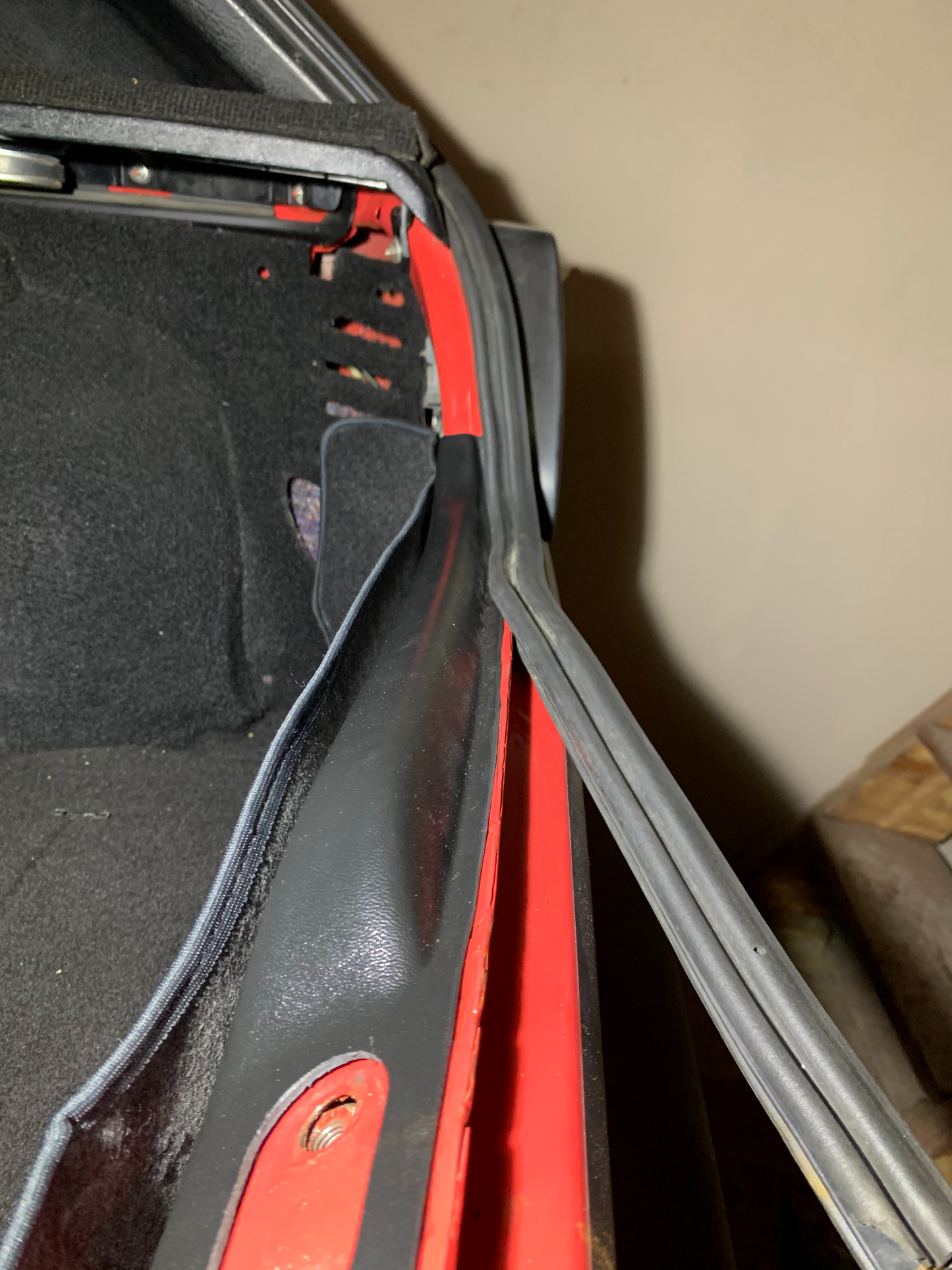 VW Golf 2 Kofferraumverkleidung (Innenraumverkleidung unter der Heckklappe)