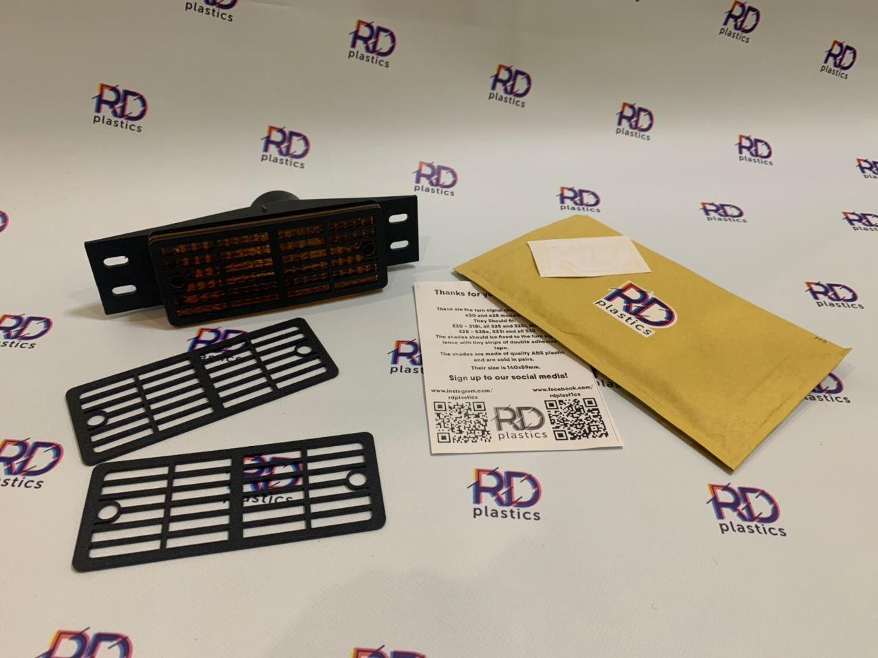BMW E30 Blinkerblenden / Abdeckung spät 318 325 M3 528 533 535