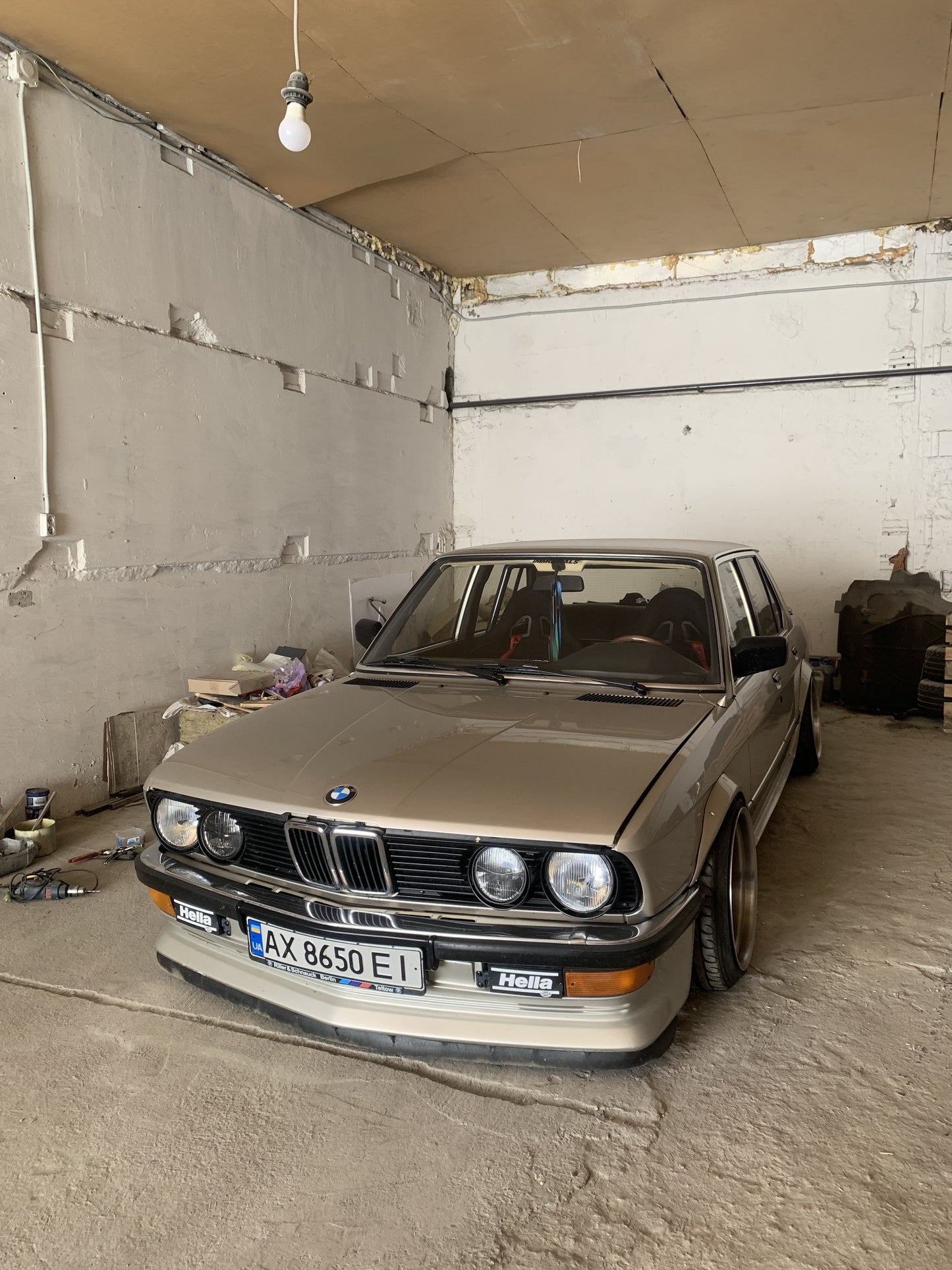 SELTENE frühe schwarze Nebelscheinwerfer-Abdeckungen im Hella-Stil für BMW E30 E28