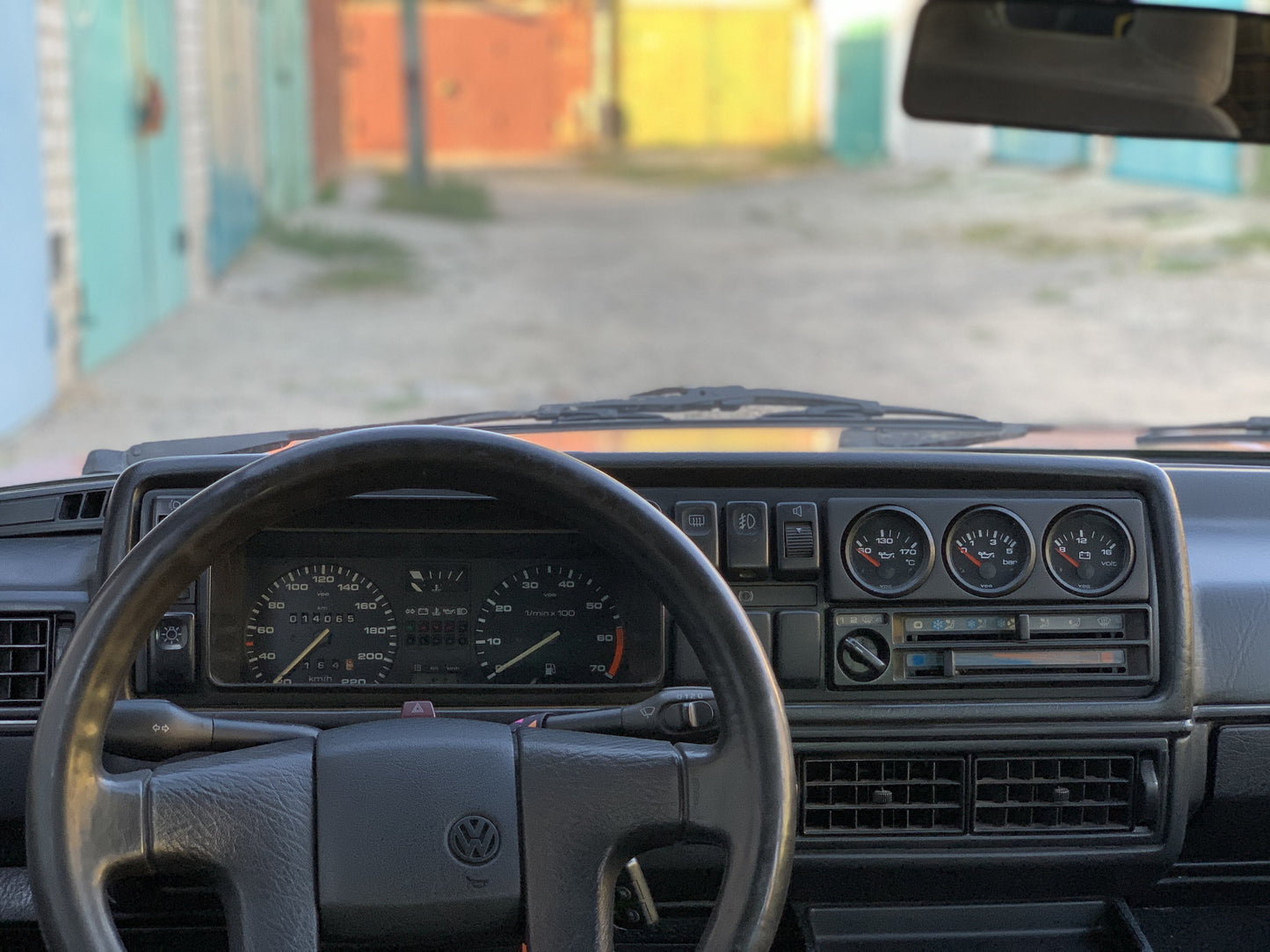 Panel indicador VDO 52mm para ranura de radio VW GOLF MK2 JETTA GTI 16V G60
